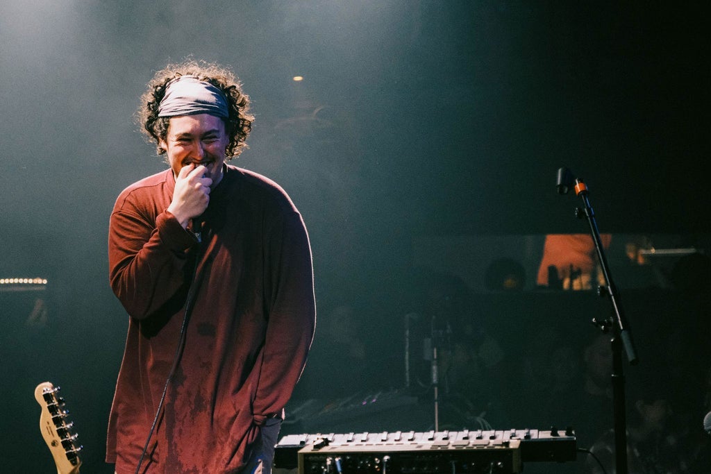 HOBO JOHNSON & THE LOVEMAKERS: hj drinks tour