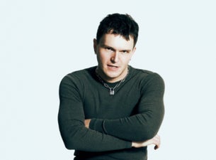 Tsatsamis at YES (Pink Room)