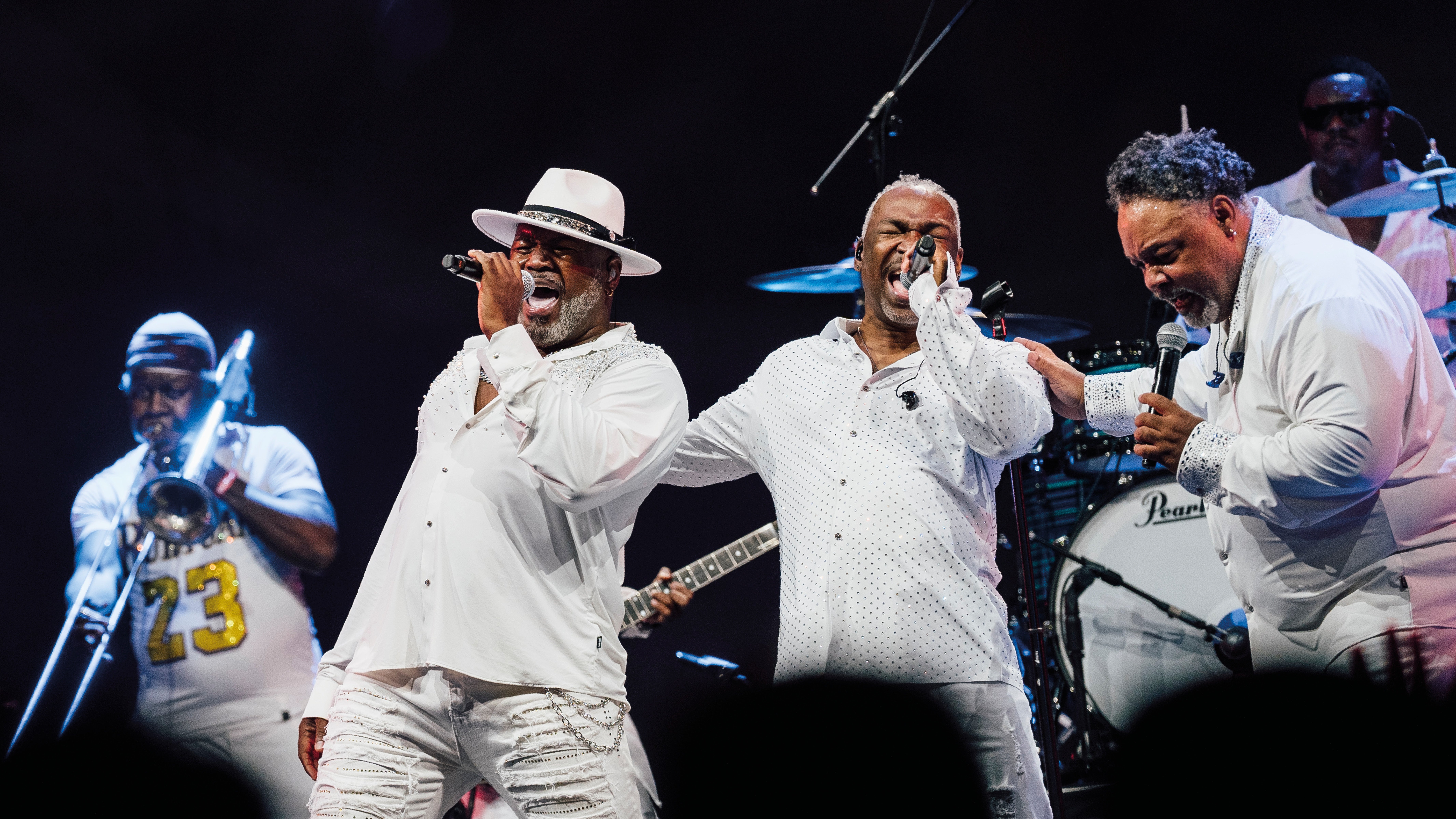 Earth, Wind & Fire