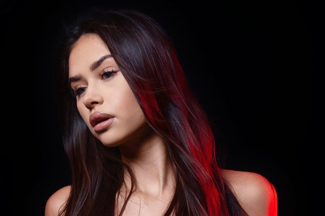 Ticket Reselling Alina Burnet