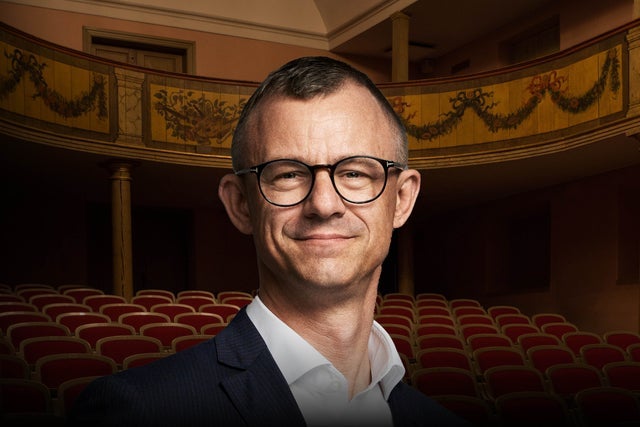 Mikkel Vedby Rasmussen: kampen om magt, marked og mennesker