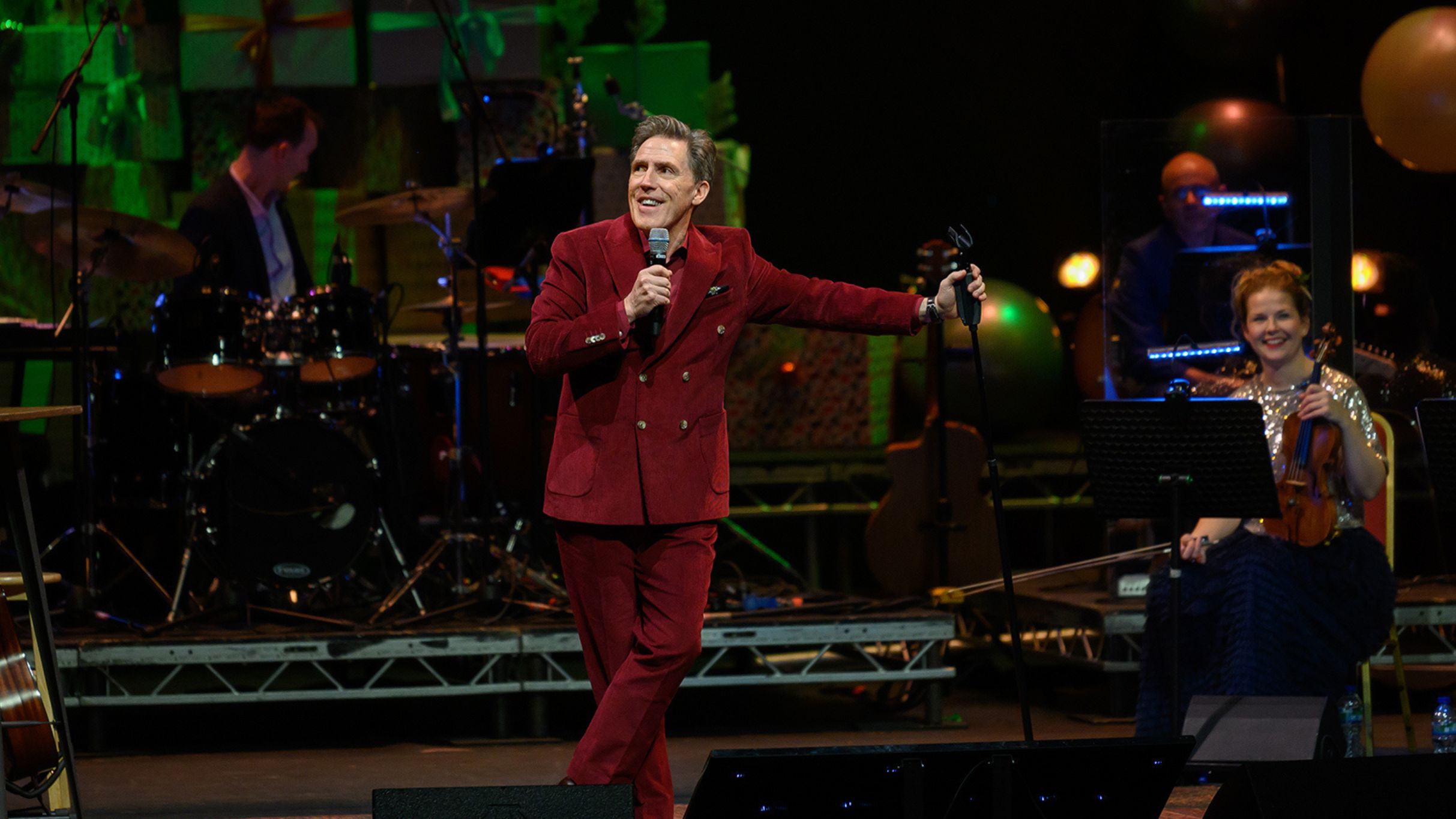 Rob Brydon & His Fabulous Band: A Festive Night of Songs and Laughter