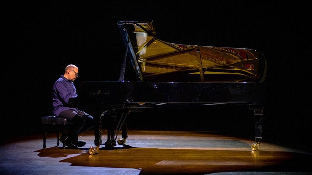 Bugge Wesseltoft – «It’s Snowing on my piano» på Grieghallen, Peer Gynt Salen, Bergen 01/12/2024