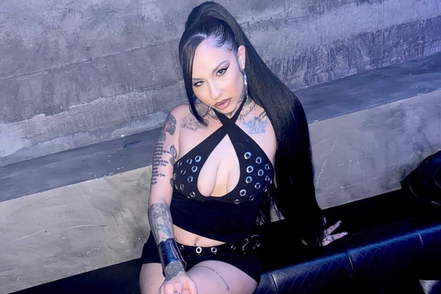 Presales to la goony chonga: members use these when buying pre-sale tickets