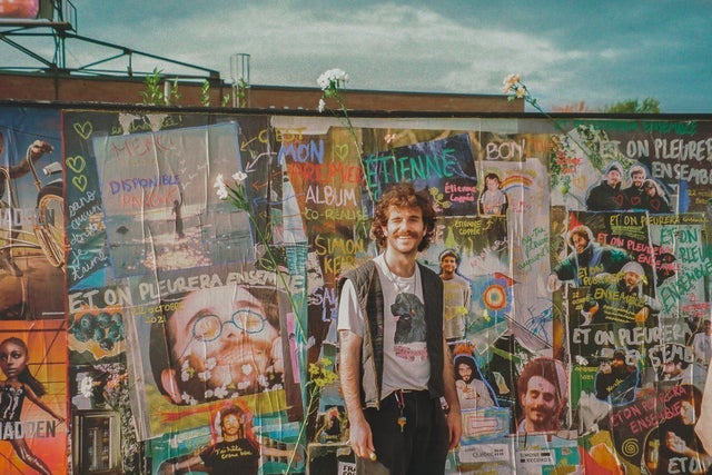 Presales to &eacute;tienne copp&eacute;e: members use these when buying pre-sale tickets