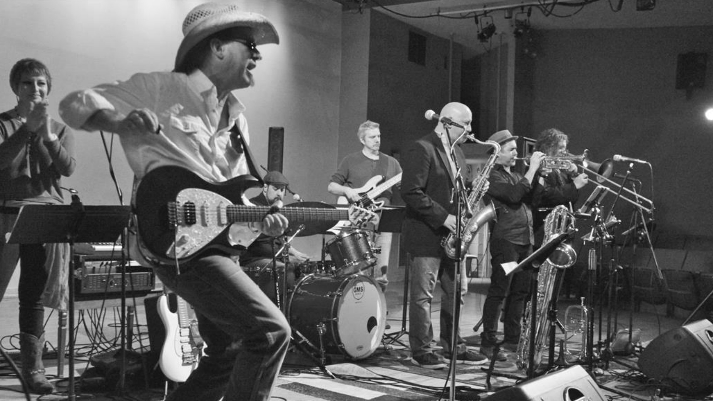 Glenn Alexander & Shadowland Featuring The Asbury Jukes Horns