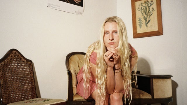 Billie Marten in Newcastle University Student Union, Newcastle Upon Tyne 08/11/2025