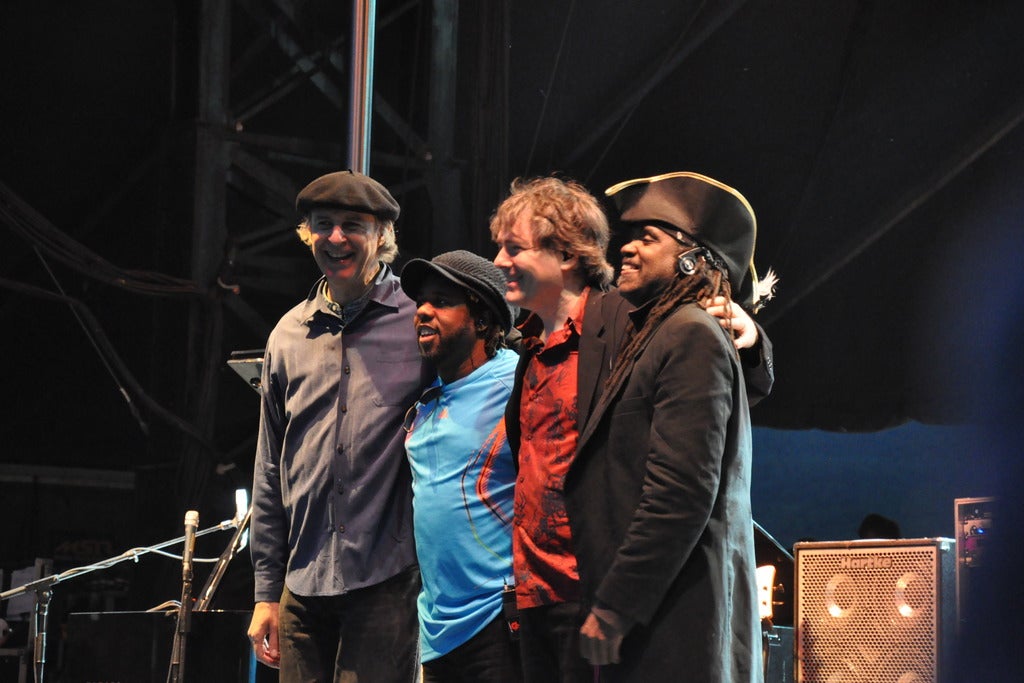 The Town Hall Presents: Bela Fleck,zakir Hussain, Edgar Meyer