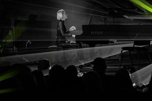 Grand Piano. Cinematic Legends: Music by Zimmer, Einaudi, Djawadi