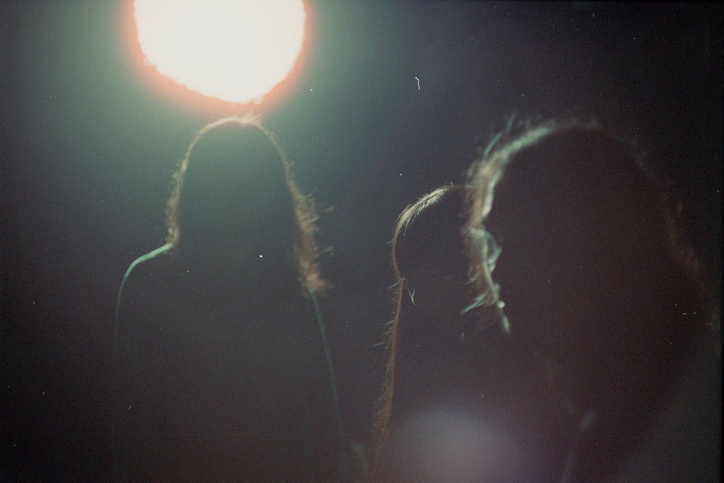 img-blur-shadow