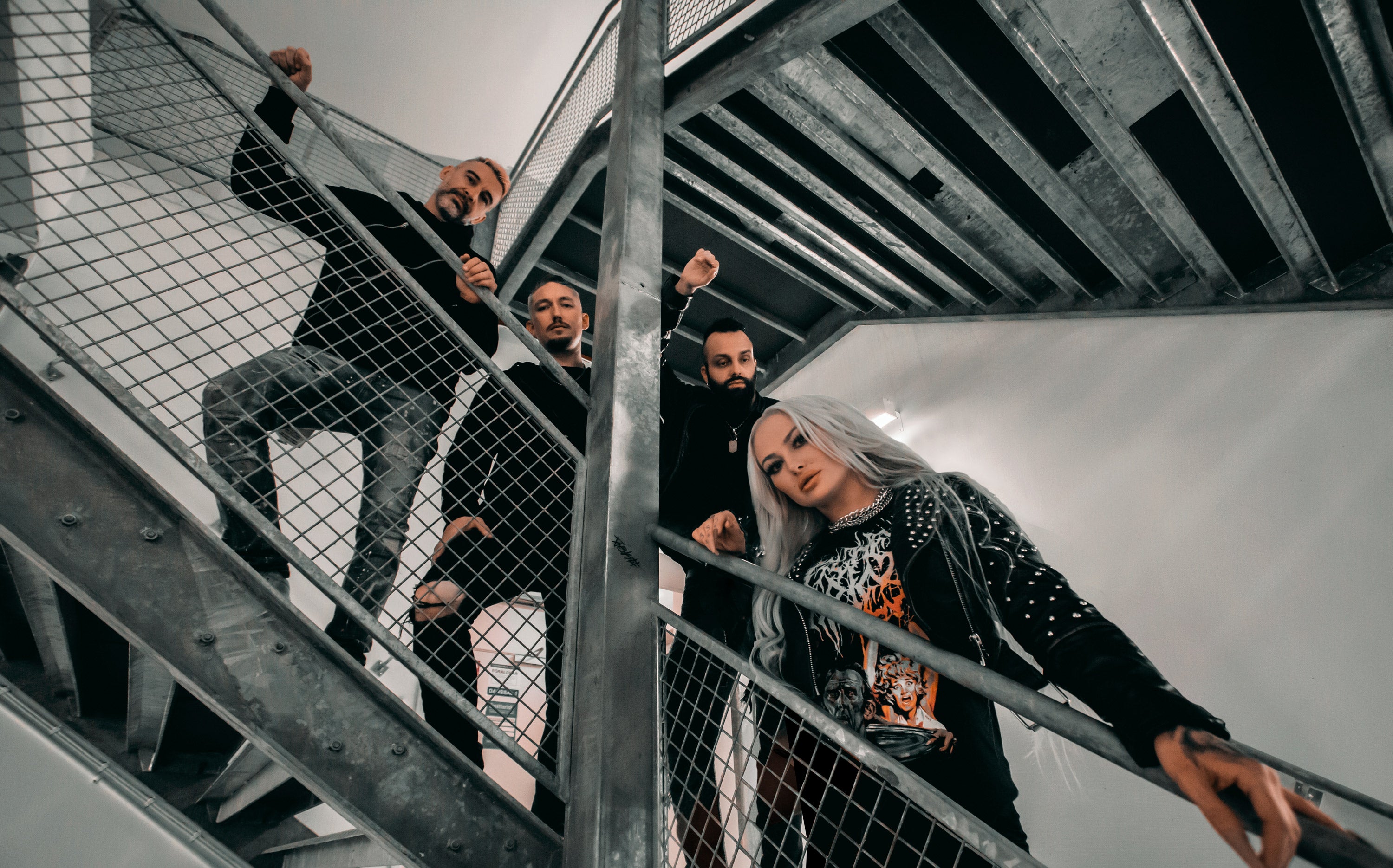 Butcher Babies, Ded, Dropout Kings, Fox Lake, Lungburn hero