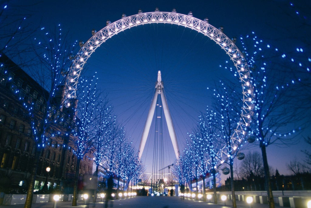 London Eye at night - Hellotickets