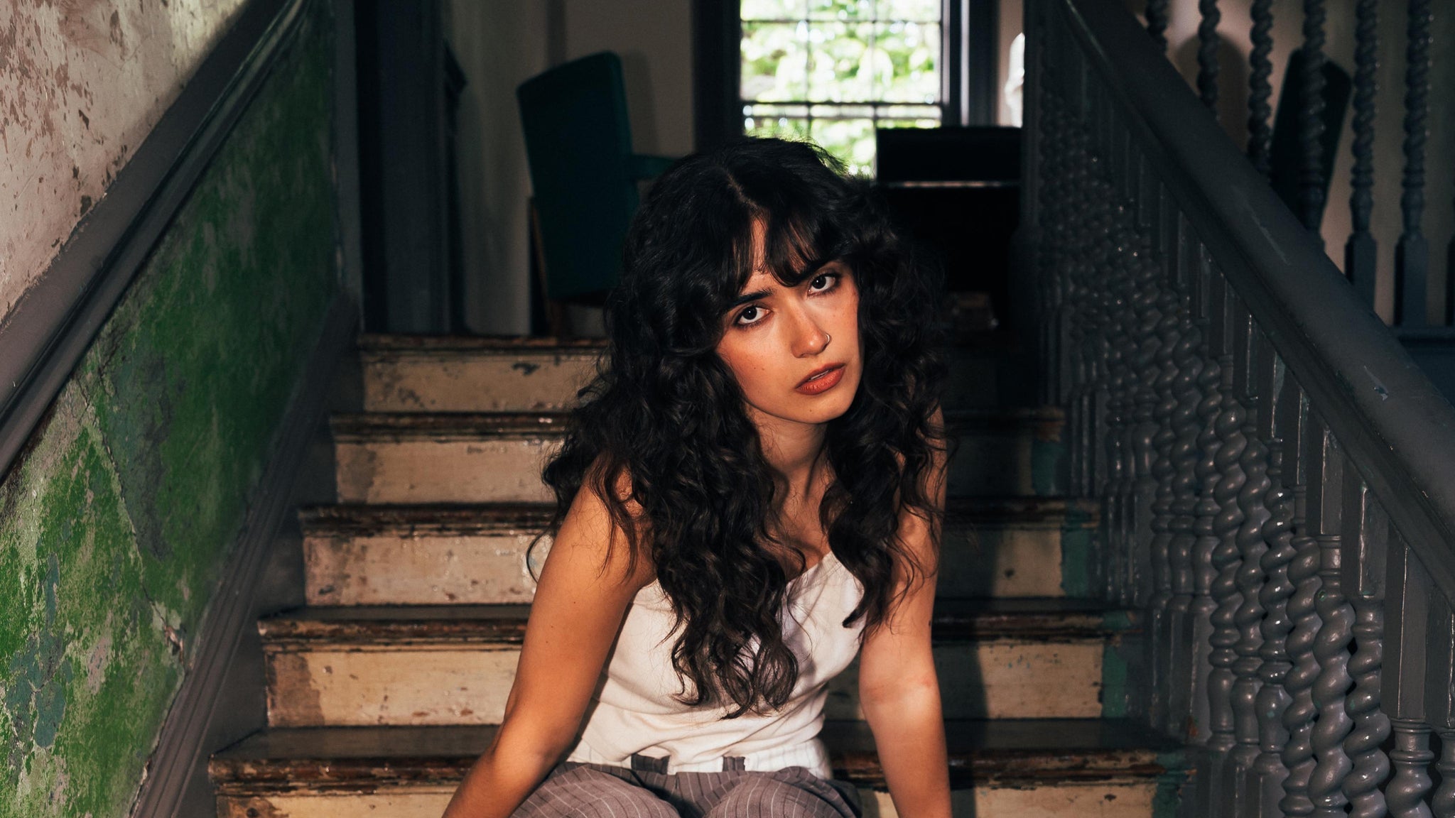 Asha Banks: something inbetween tour