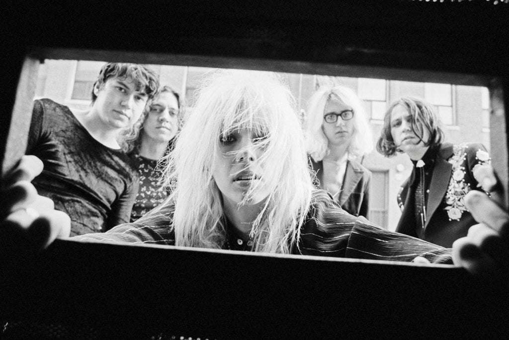 Starcrawler (21+)