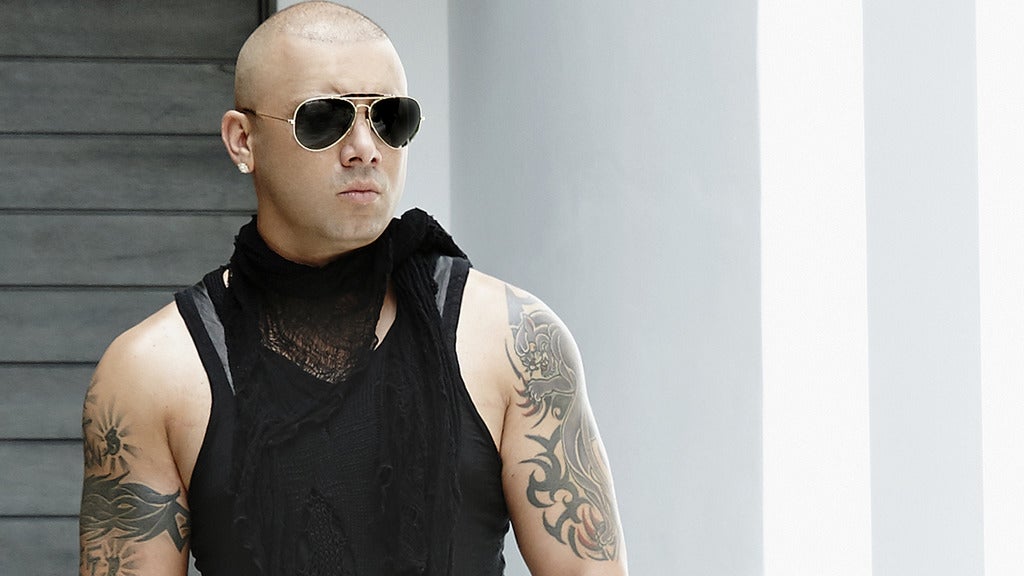 Hotels near Wisin Events