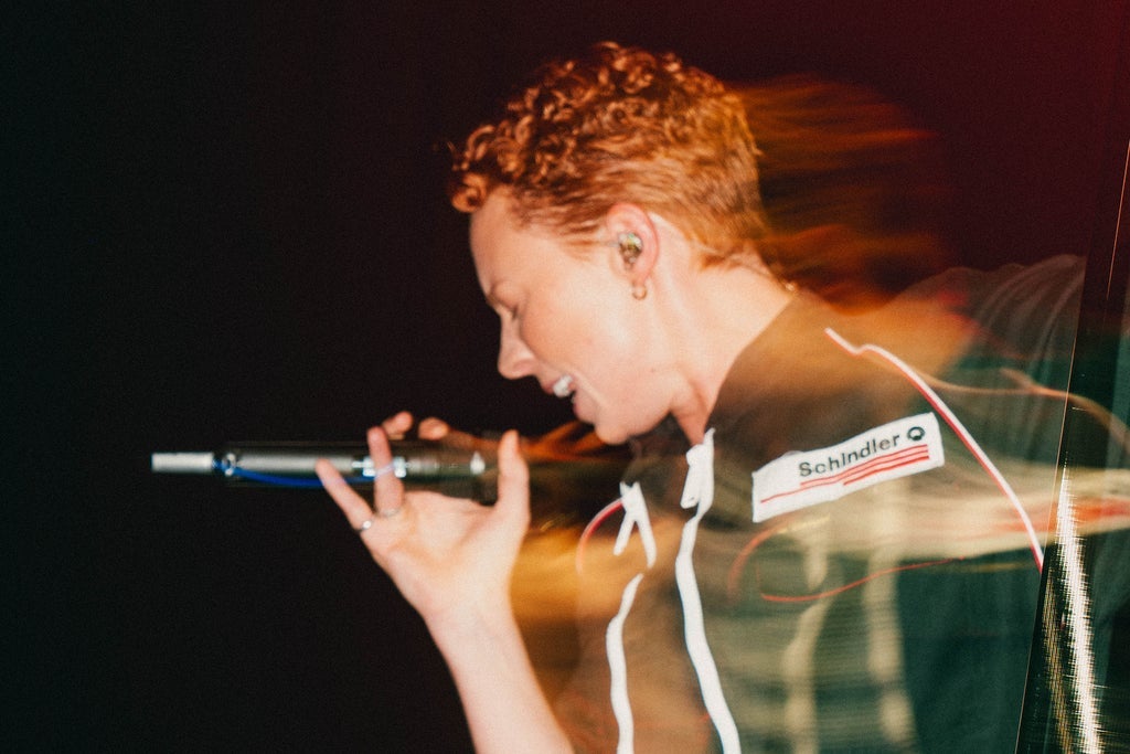 La Roux