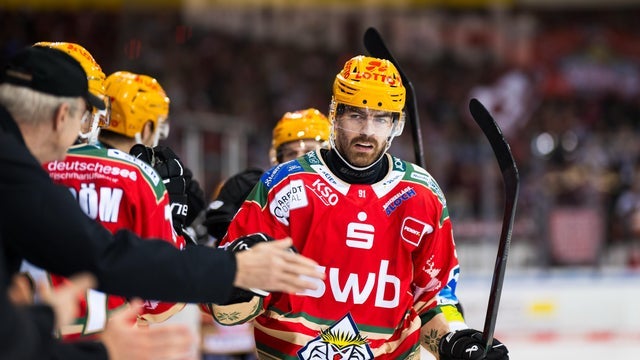 Fischtown Pinguins vs EHC Red Bull München