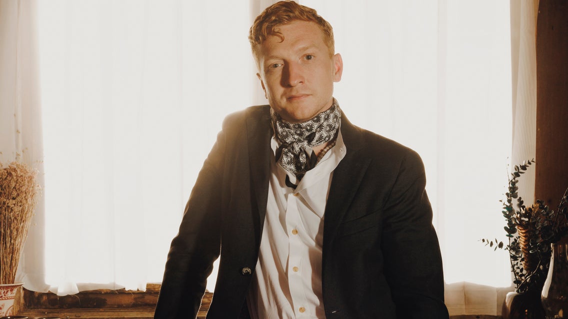 Tyler Childers | Comfort Seats