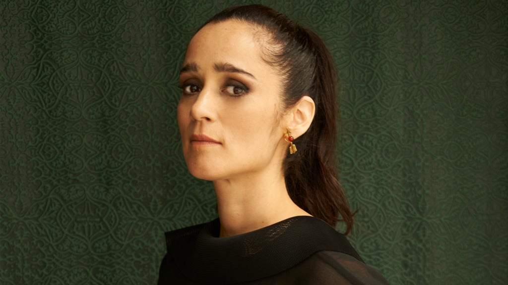 Julieta Venegas w. La Santa Cecilia