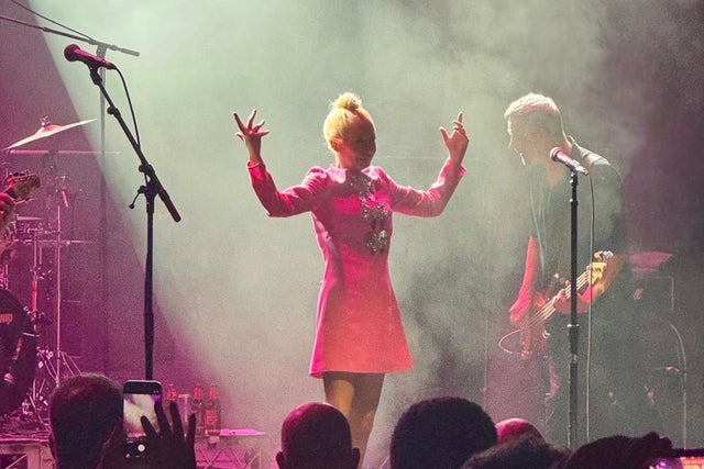 Presales to transvision vamp: members use these when buying pre-sale tickets