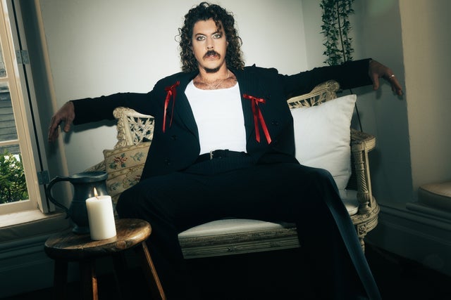 Presales to keli holiday: members use these when buying pre-sale tickets