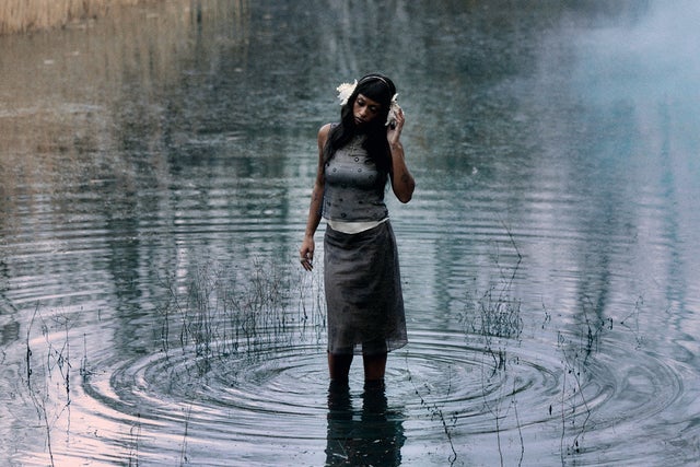 Presales to nia archives out of her shell live show: members use these when buying pre-sale tickets