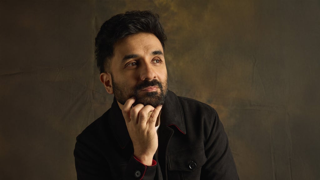 Photo of Vir Das: Hey Stranger