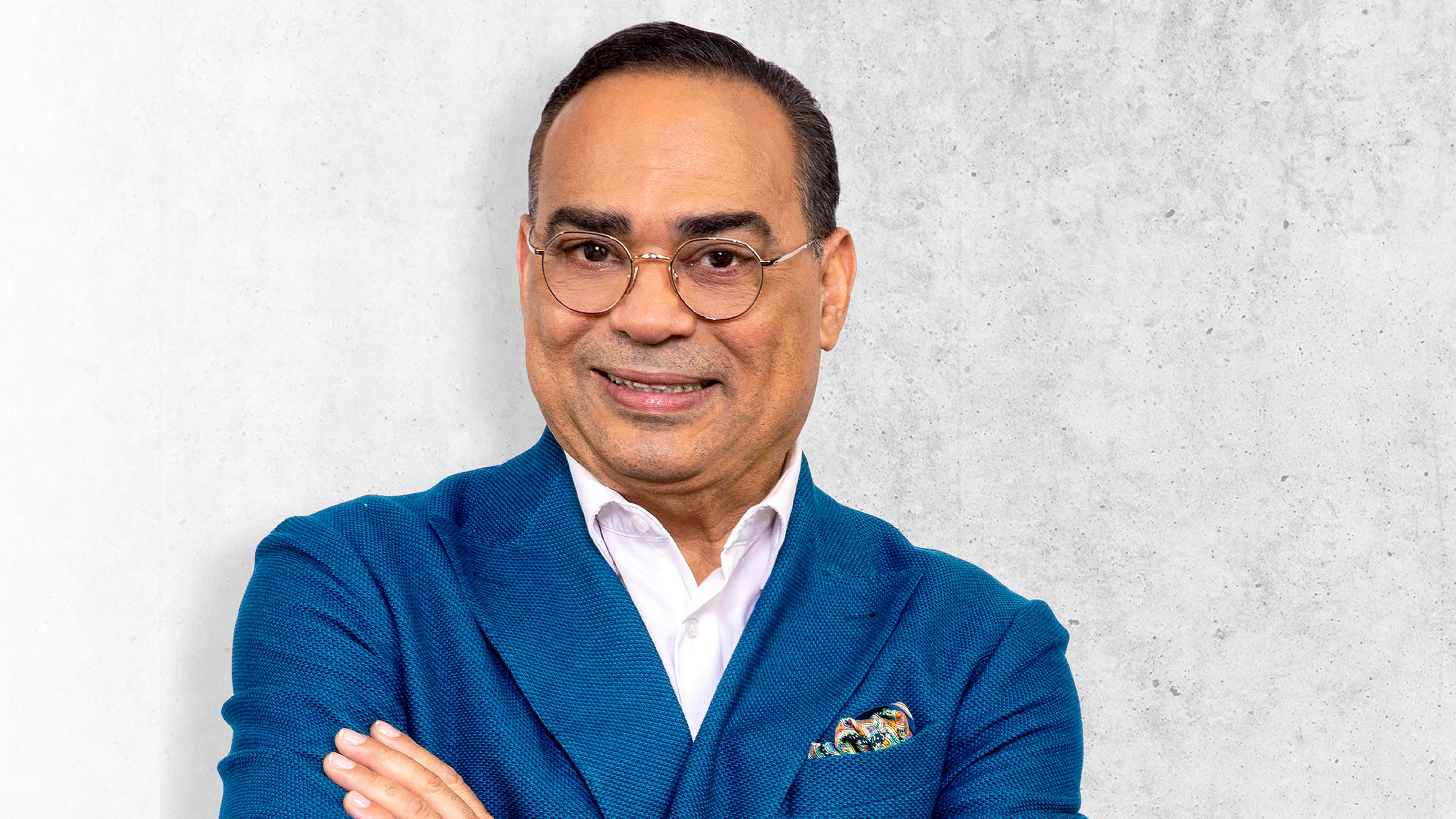 Gilberto Santa Rosa presale code for your tickets in McAllen