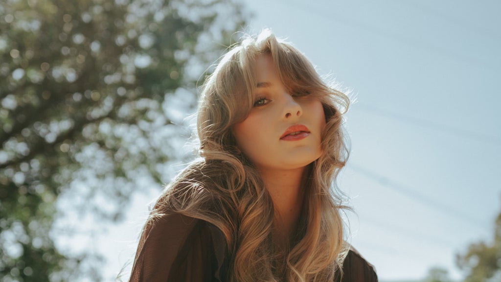 Photo of Ashley Kutcher