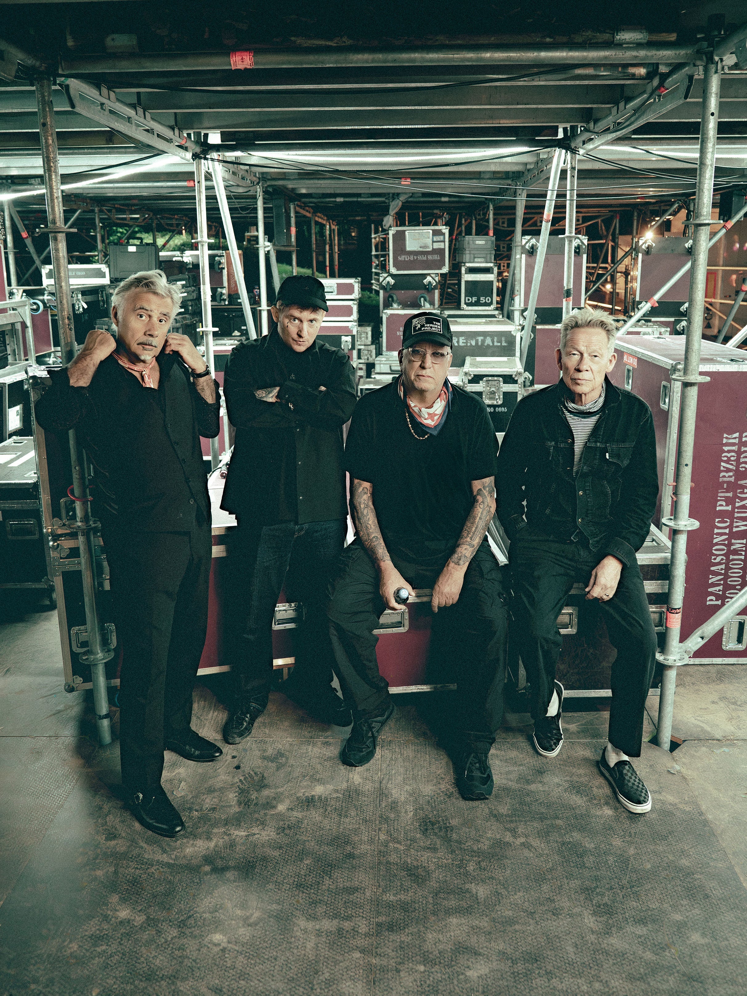 SEX PISTOLS (Steve Jones, Paul Cook, Glen Matlock) feat. Frank Carter at 9:30 CLUB