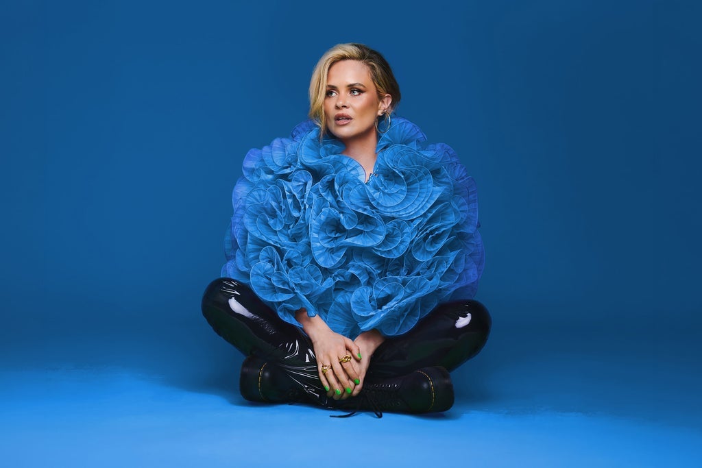 Joanne McNally - Pinotphile