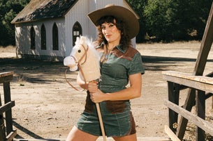 Steph Tolev: Keepin 'em Hard