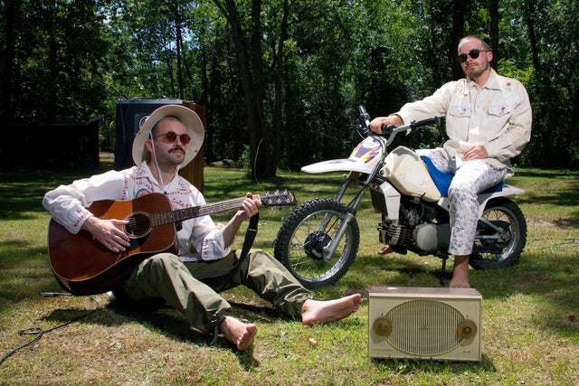 Gilligan Moss & Bad Tuner