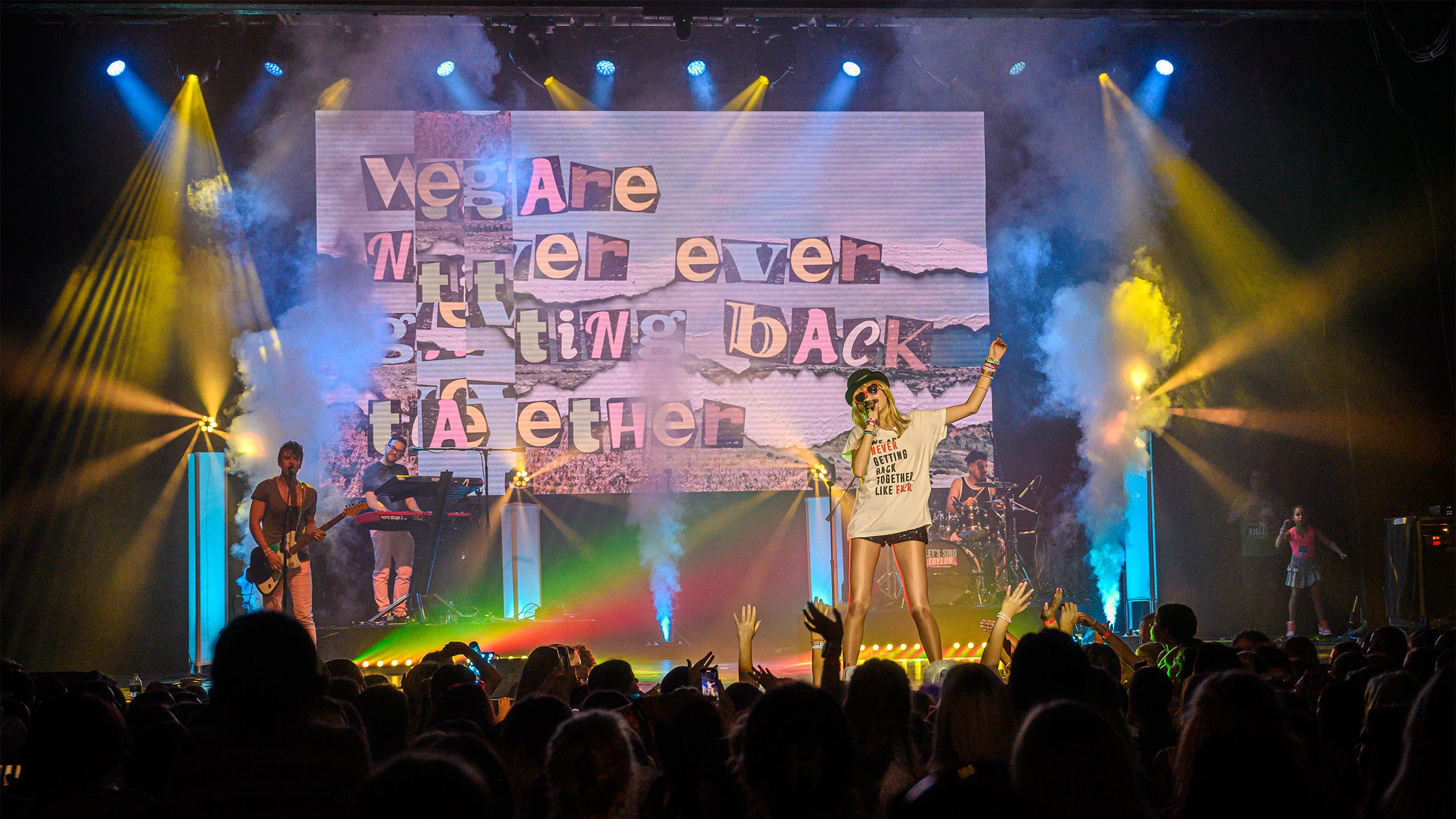 Let's Sing Taylor at Cape Cod Melody Tent