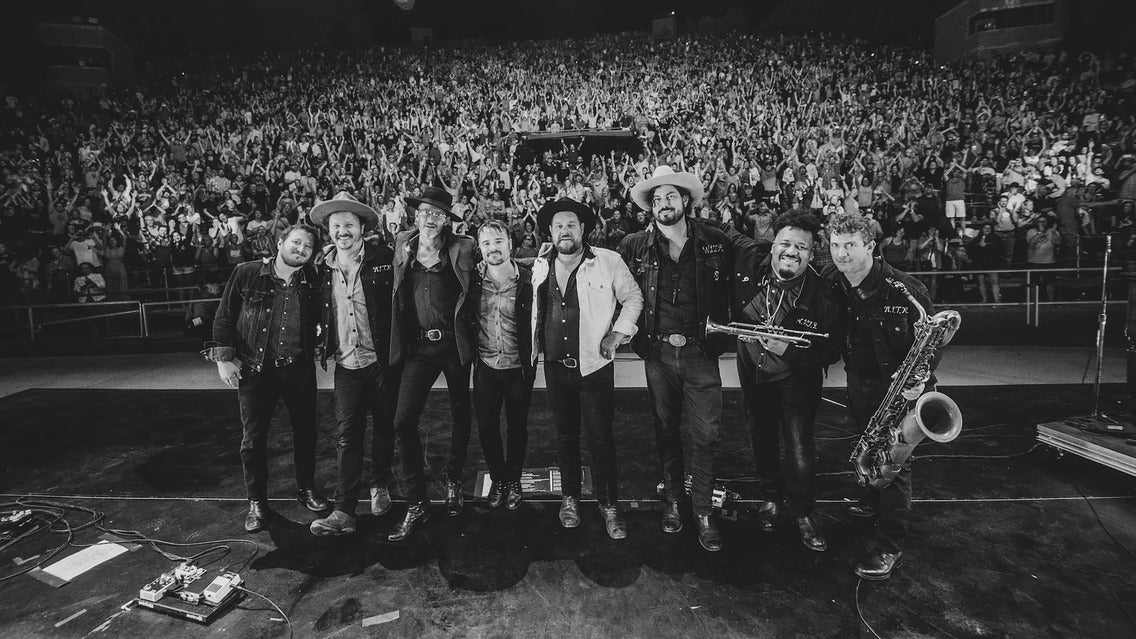 Nathaniel Rateliff & The Night Sweats