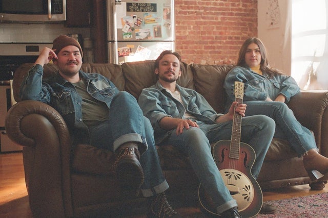 Ditto., Lydia von Hof, Lizzy Hilliard presale information on freepresalepasswords.com