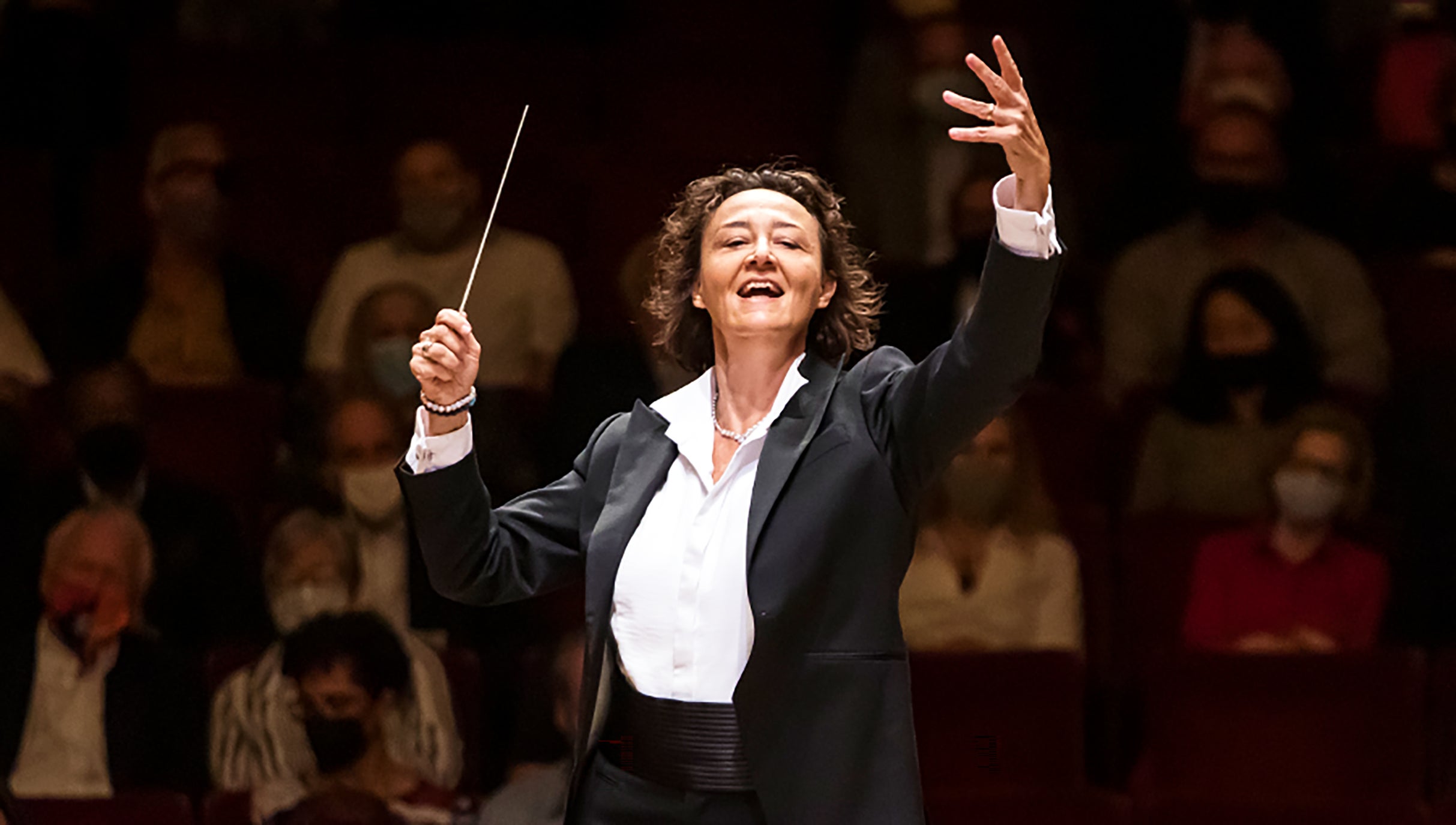 Stutzmann Conducts Mozart + Brahms at Atlanta Symphony Hall