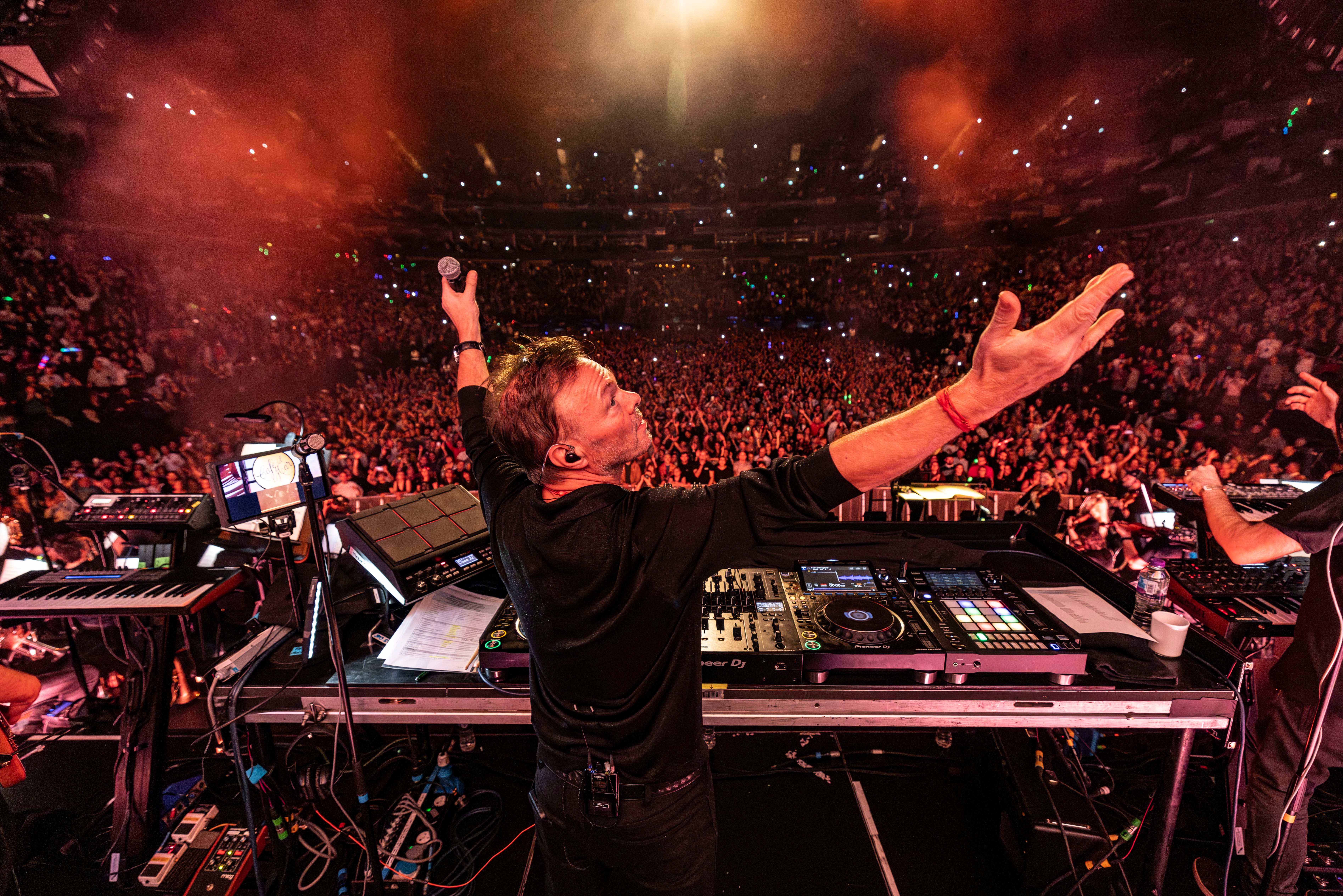 Pete Tong presents Ibiza Classics Event Title Pic