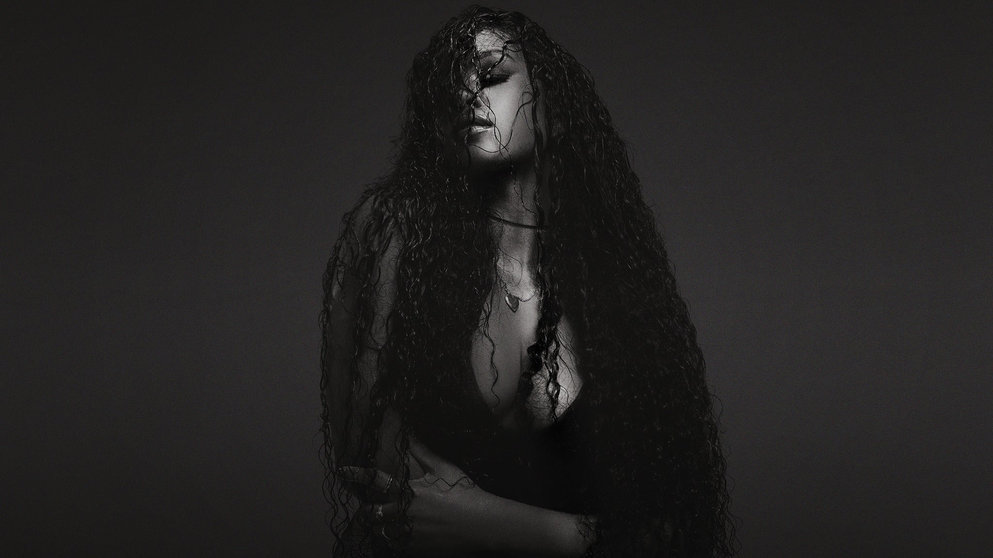 H.E.R. Back Of My Mind Tour in Tuscaloosa promo photo for Official Platinum Onsale presale offer code