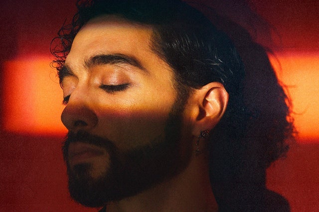 Presales to sofiane pamart: members use these when buying pre-sale tickets