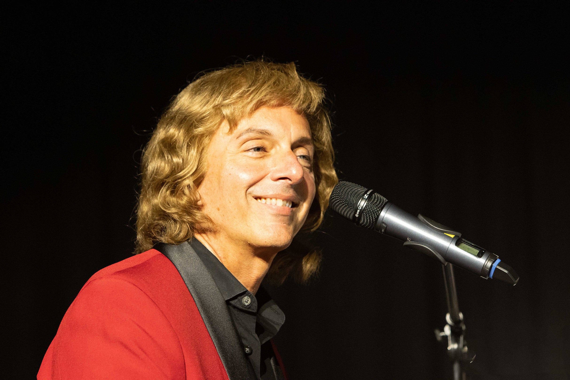 DAYBREAK – The Music & Passion of Barry Manilow at The Lerner Theatre – Elkhart, IN