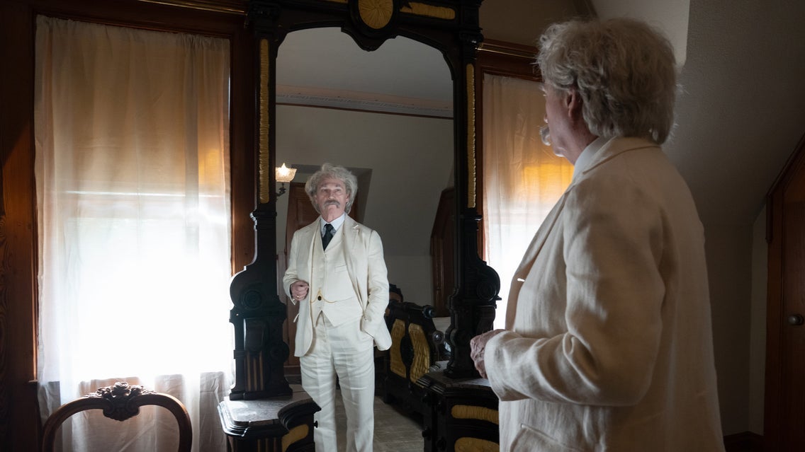 Photo of Richard Thomas in Mark Twain Tonight! by Hal Holbrook