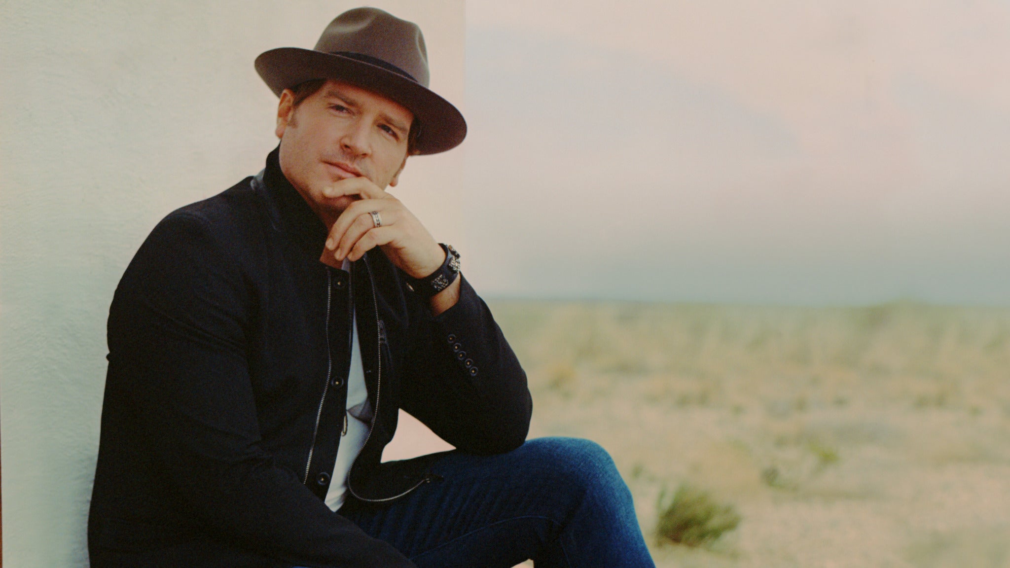 Jerrod Niemann in Jackpot promo photo for Social Media presale offer code