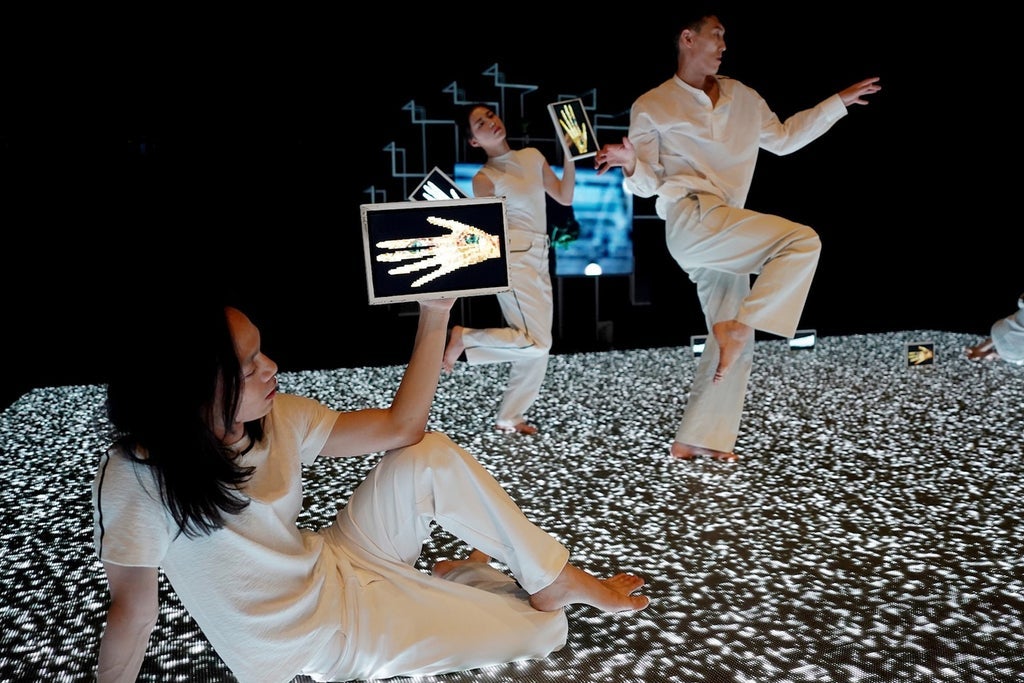 "Dab Dance Project, > ""hello world"" ;"