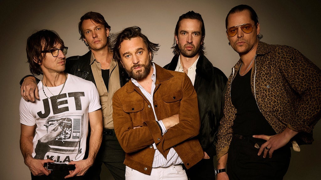 Night at The Barracks - Jet