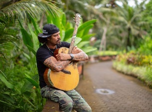 Michael Franti & Spearhead