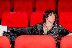 SOLD OUT - Barns Courtney: Unplugged Solo Sessions w. Belle and Chain