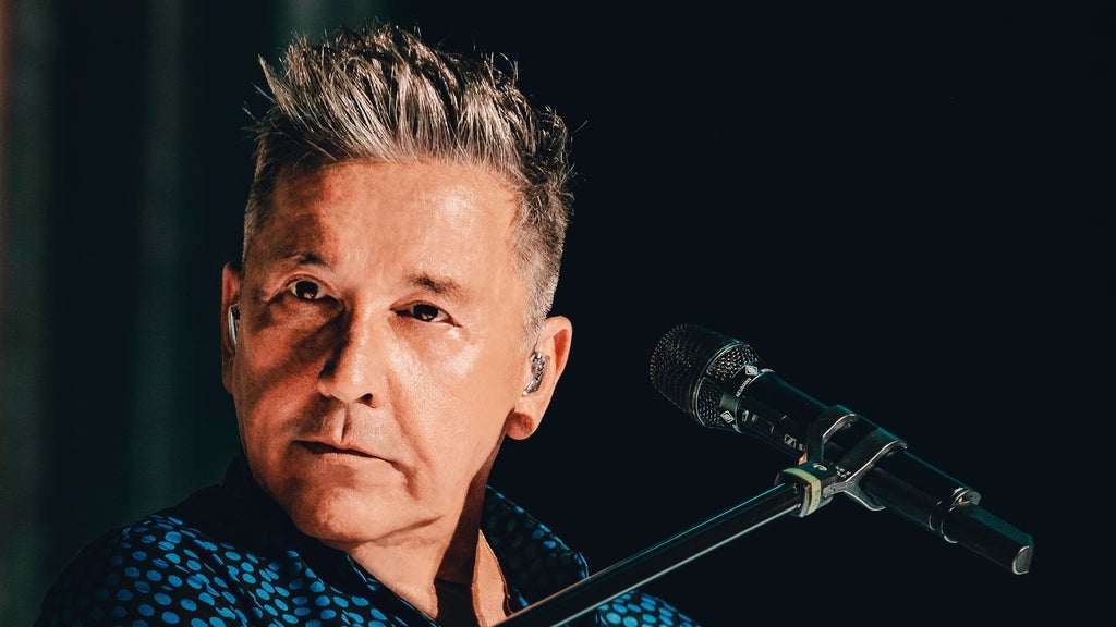 Hotels near Ricardo Montaner Events