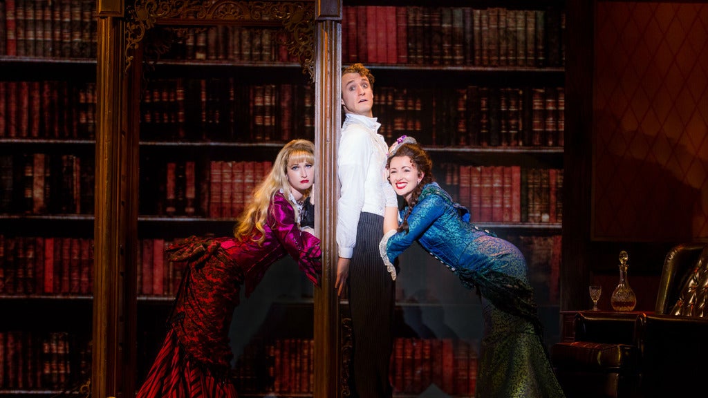 Hotels near A Gentleman's Guide To Love and Murder (Touring) Events