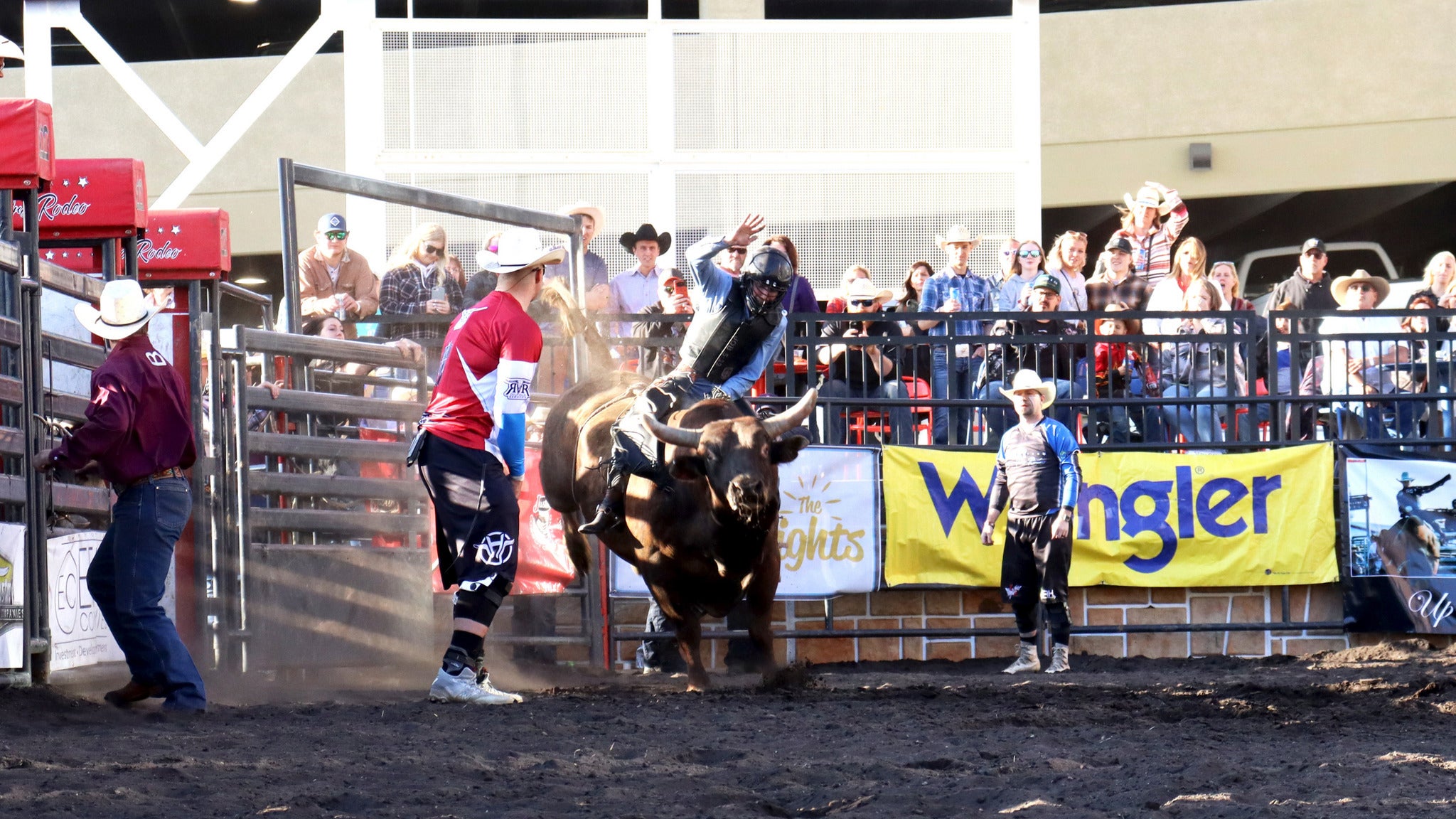 PRCA NYE Xtreme Bulls